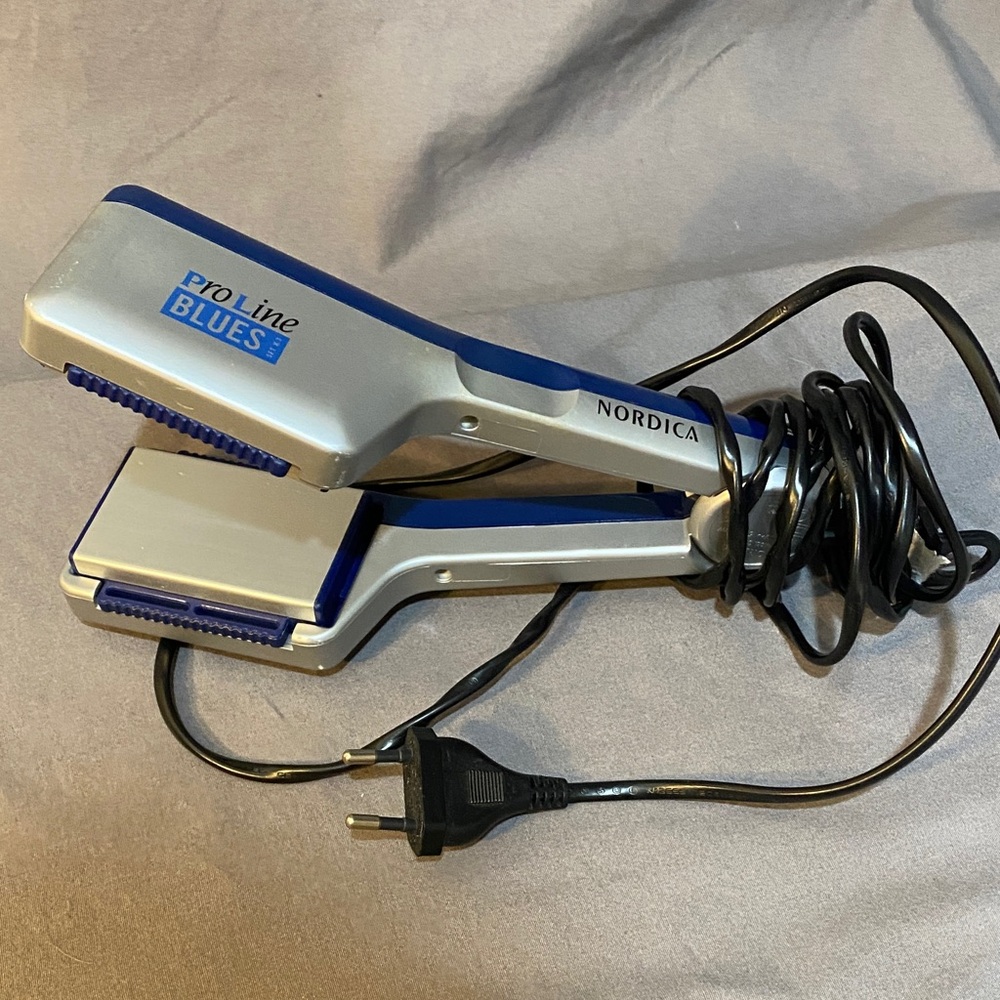 Nordica Pro Line Blues Hair Straightener